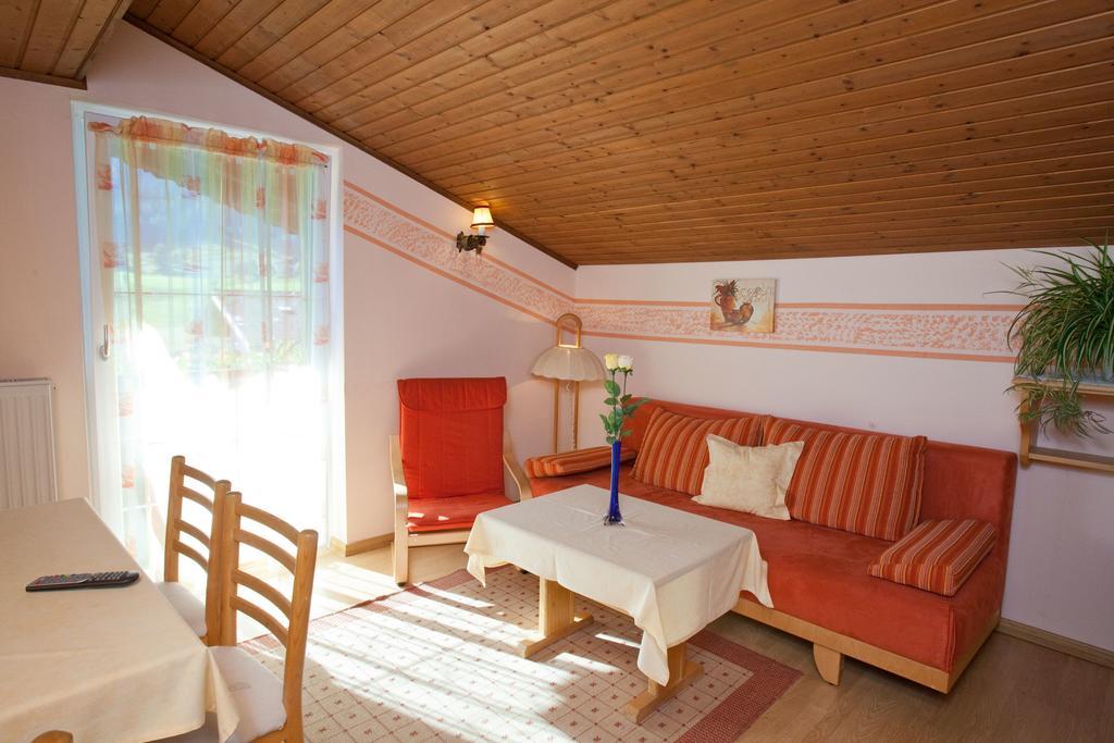 Familiengaestehaus Ingrid سانكت مارتن ام تنيسي الغرفة الصورة